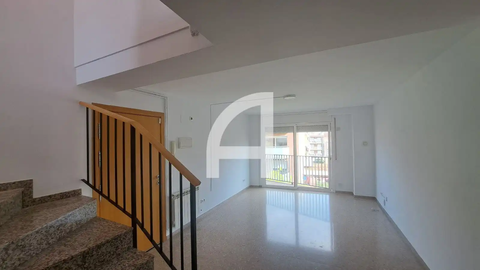 Dúplex en venta en Terrassa con Calefacción y Terraza
