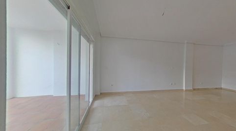 Foto 5 de Pis en venda a C/ Ojen, Paraiso - Barronal, Estepona