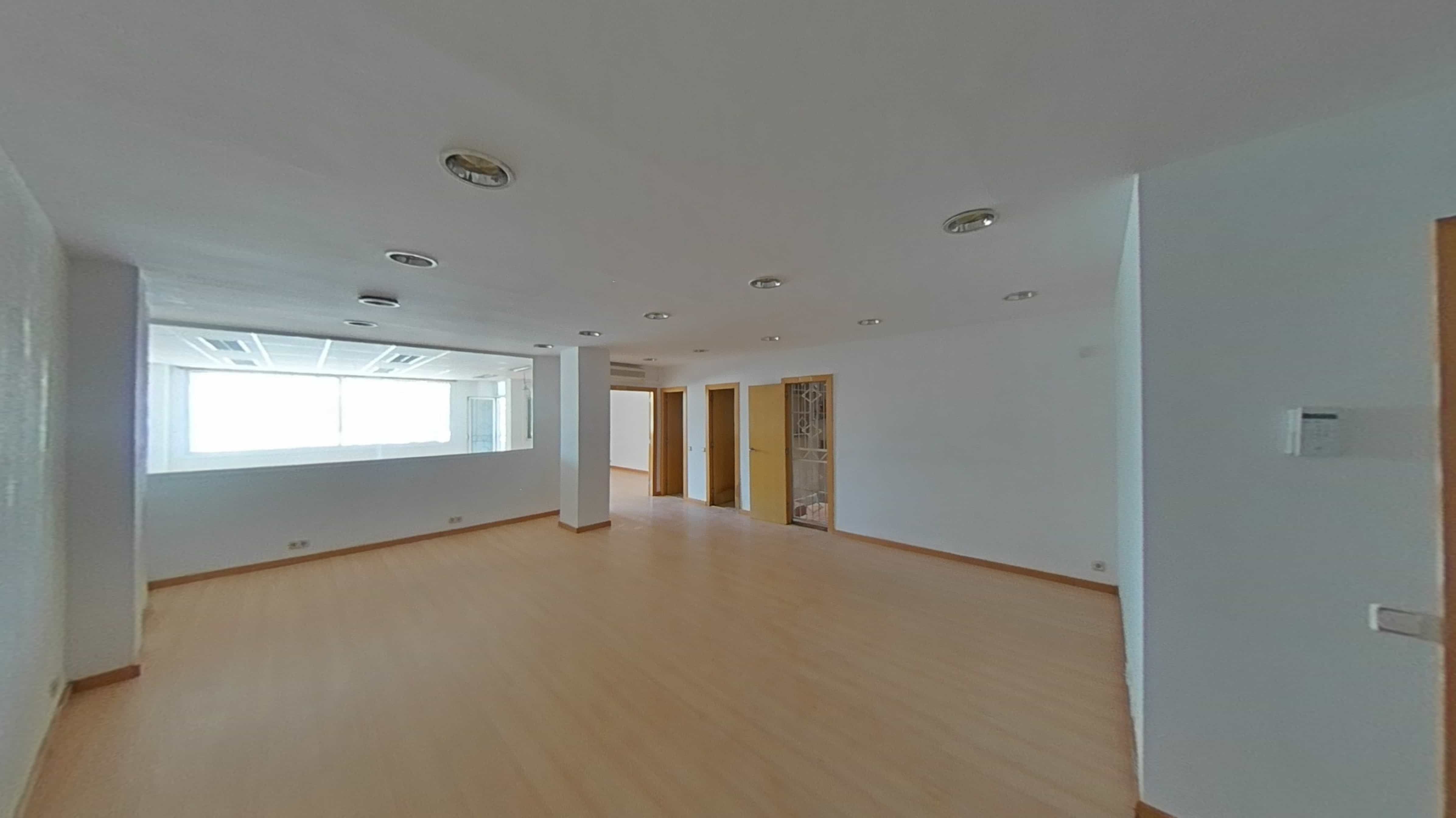Flat for sale in Sant Cugat del Vallès  with Balcony