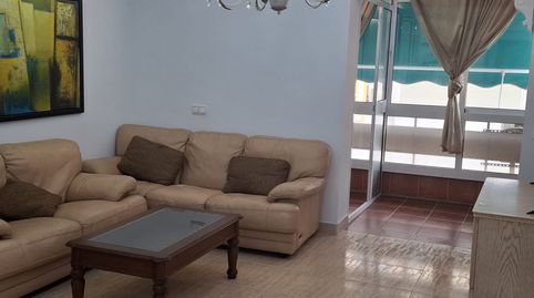 Foto 4 de Piso en venta en Puerto Deportivo, Fuengirola