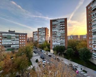 Exterior view of Flat for sale in  Madrid Capital  with Terrace