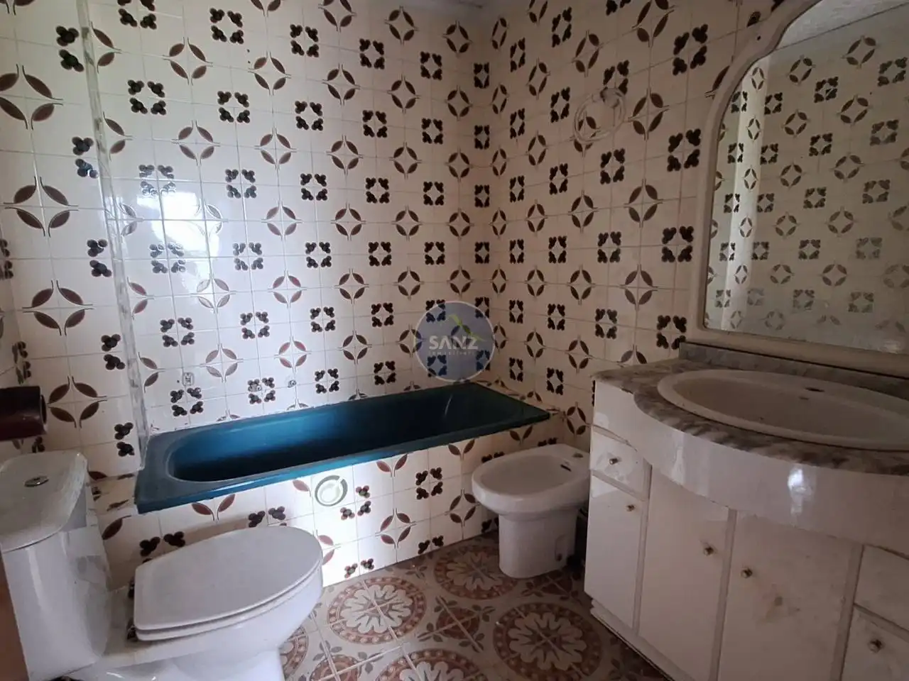 Piso en venta en Avenida València, El Palomar