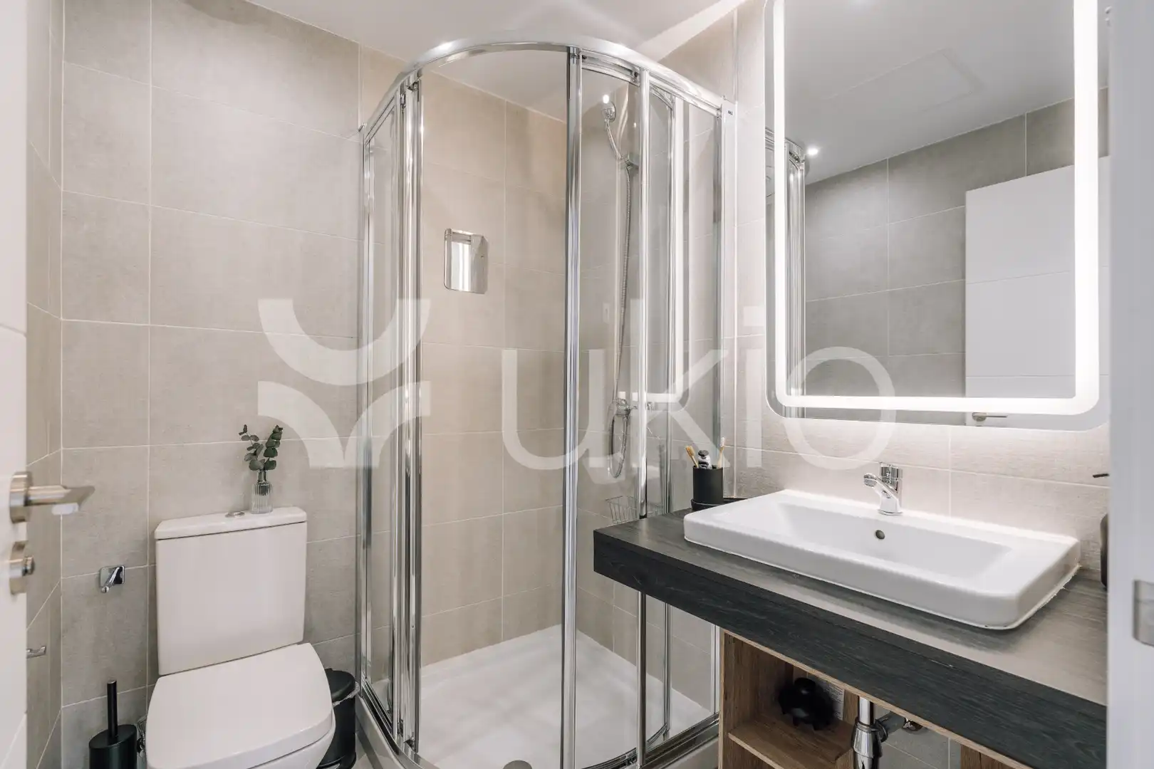 Badezimmer von Wohnungen zur Miete in Madrid mit Klimaanlage, Heizung und Terrasse