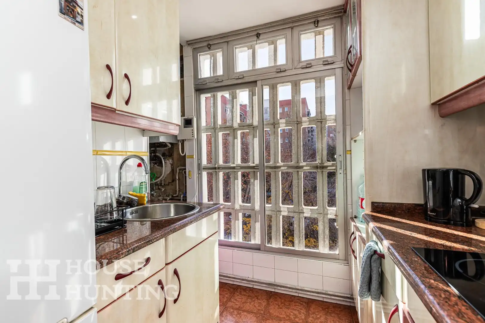 Cocina de Piso en venta en Madrid con Calefacción