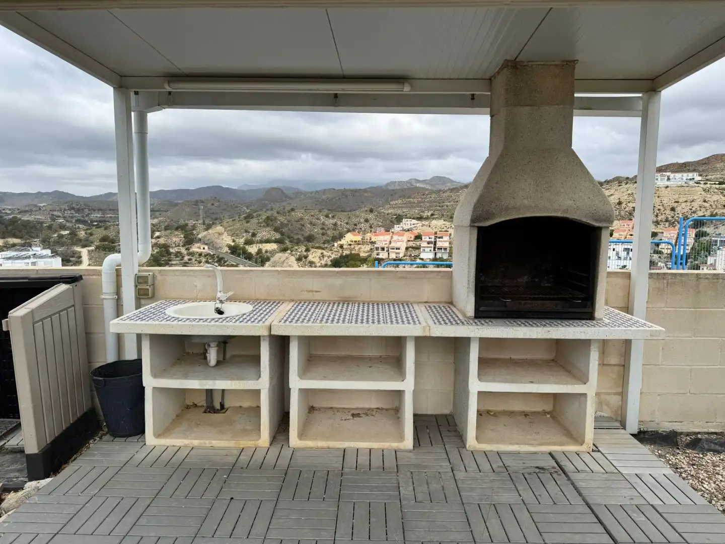 Terrasse von Einfamilien-Reihenhaus zur Miete in Villajoyosa / La Vila Joiosa mit Klimaanlage, Privatgarten und Terrasse