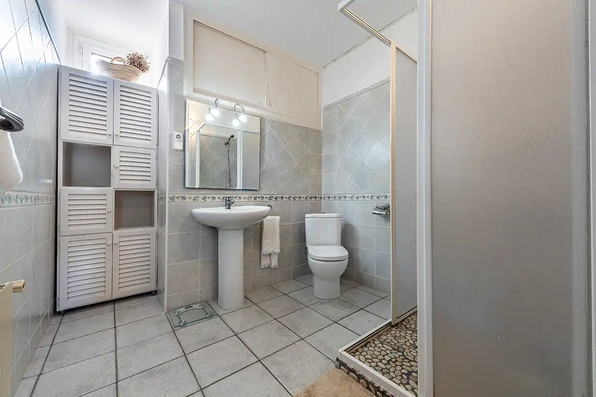 Bathroom of Houses for sale in Sant Pere de Ribes  with Heating, Terrace and Swimming Pool