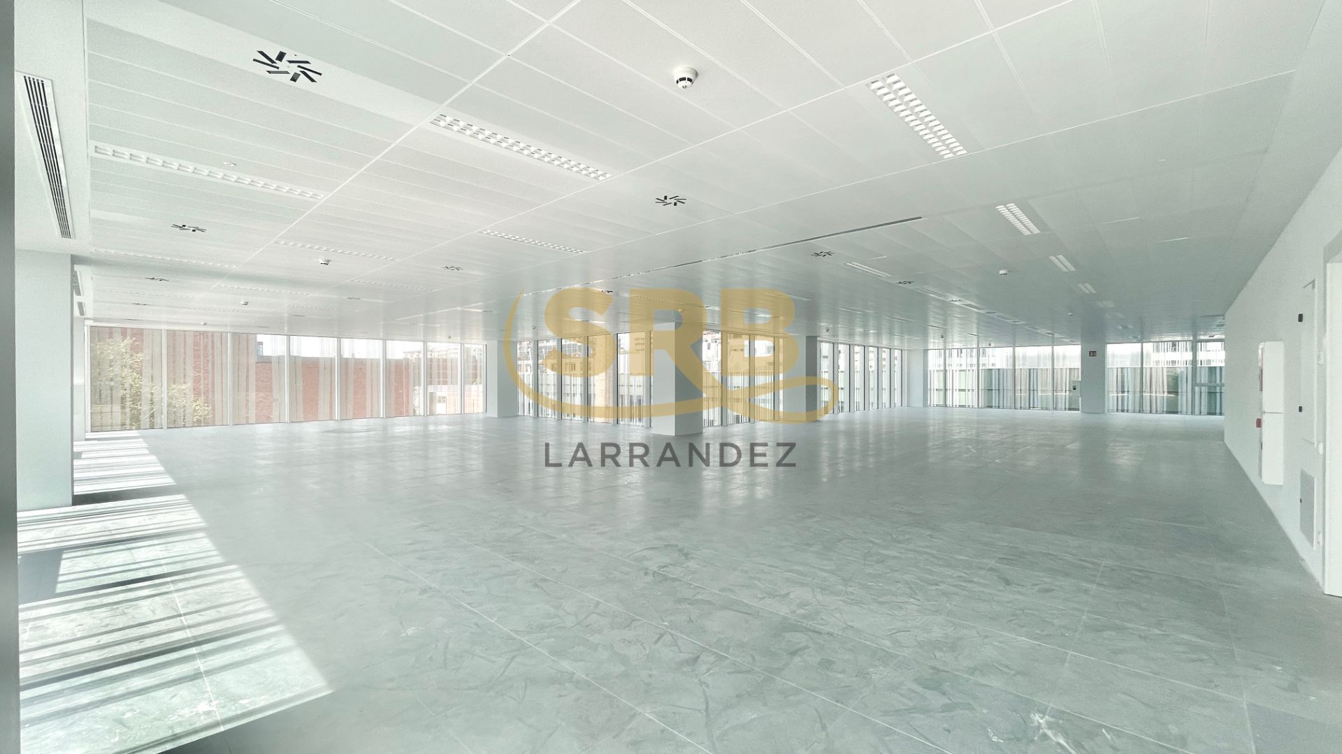 Oficina de lloguer en  Barcelona Capital amb Aire condicionat i Calefacció