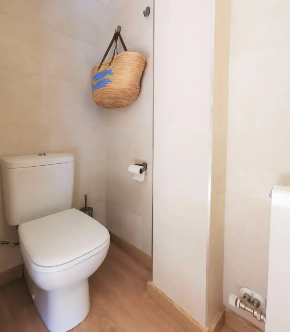 Bany de Casa o xalet en venda en Reus amb Aire condicionat, Calefacció i Jardí privat