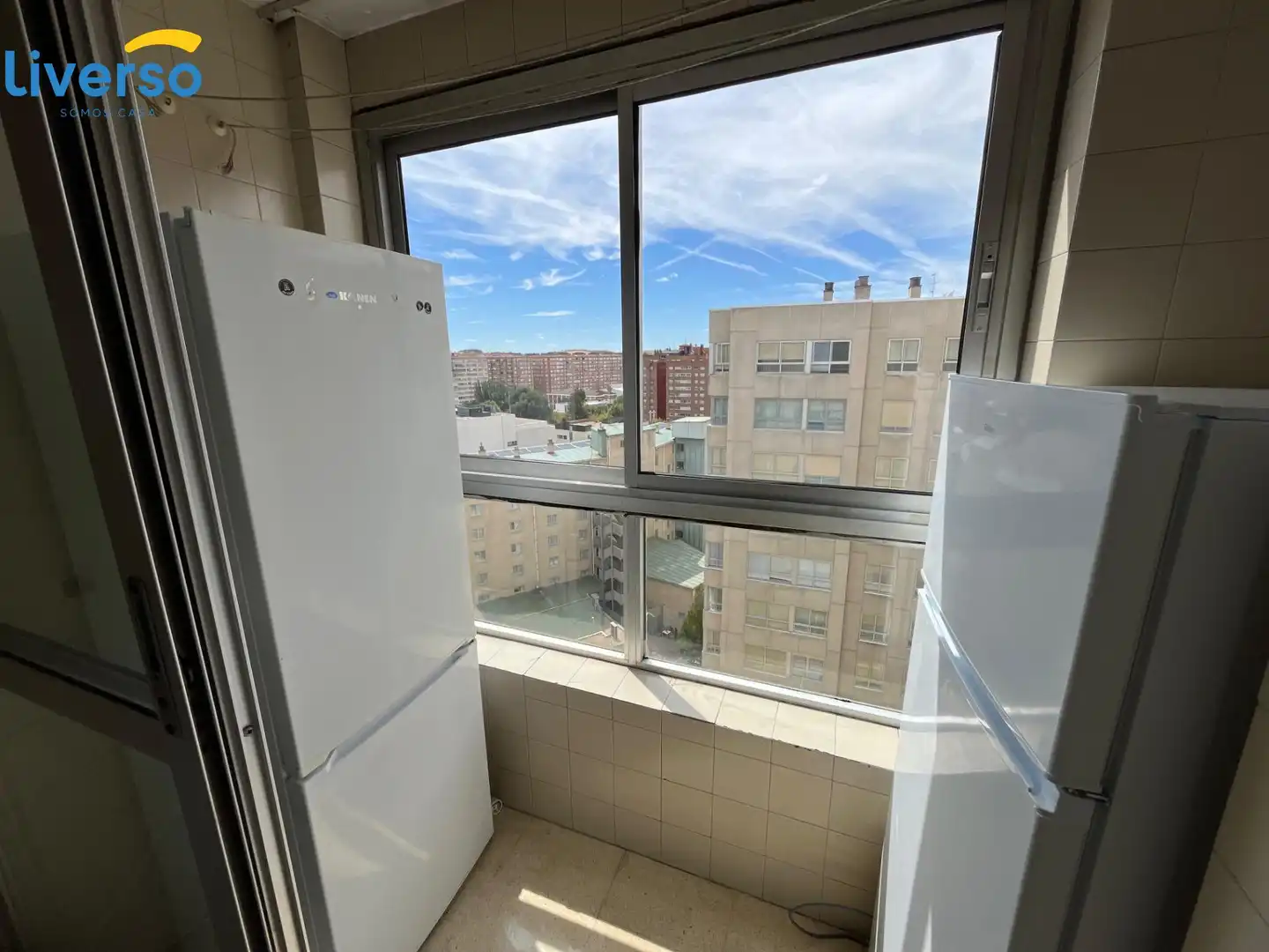 Habitació a Avenida CANTABRIA, Reyes Católicos