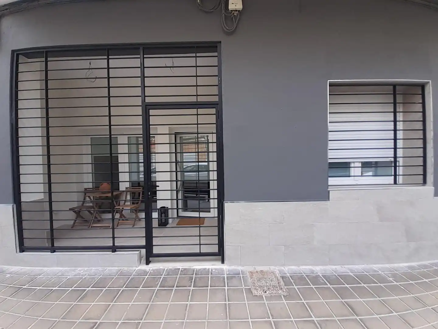 Vista exterior de Planta baixa en venda en Castellón de la Plana / Castelló de la Plana amb Aire condicionat, Calefacció i Moblat