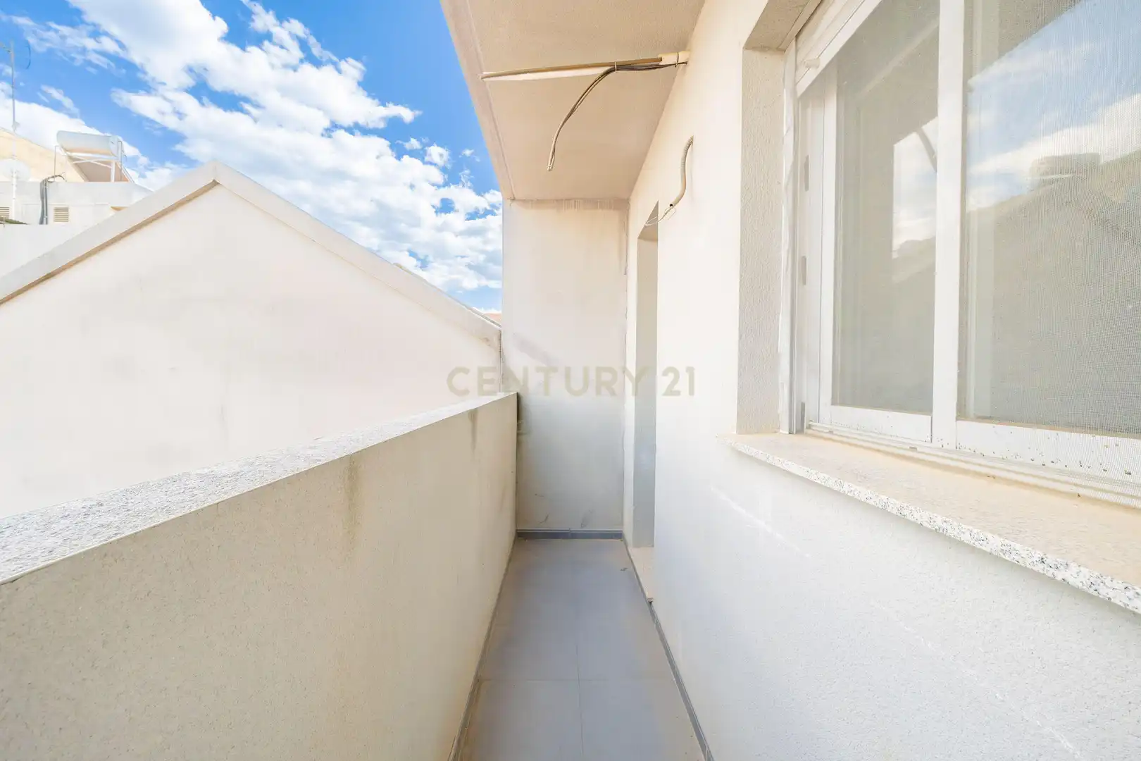 Terrasse von Wohnungen zum Verkauf in La Pobla Llarga mit Klimaanlage, Ofen und Balkon