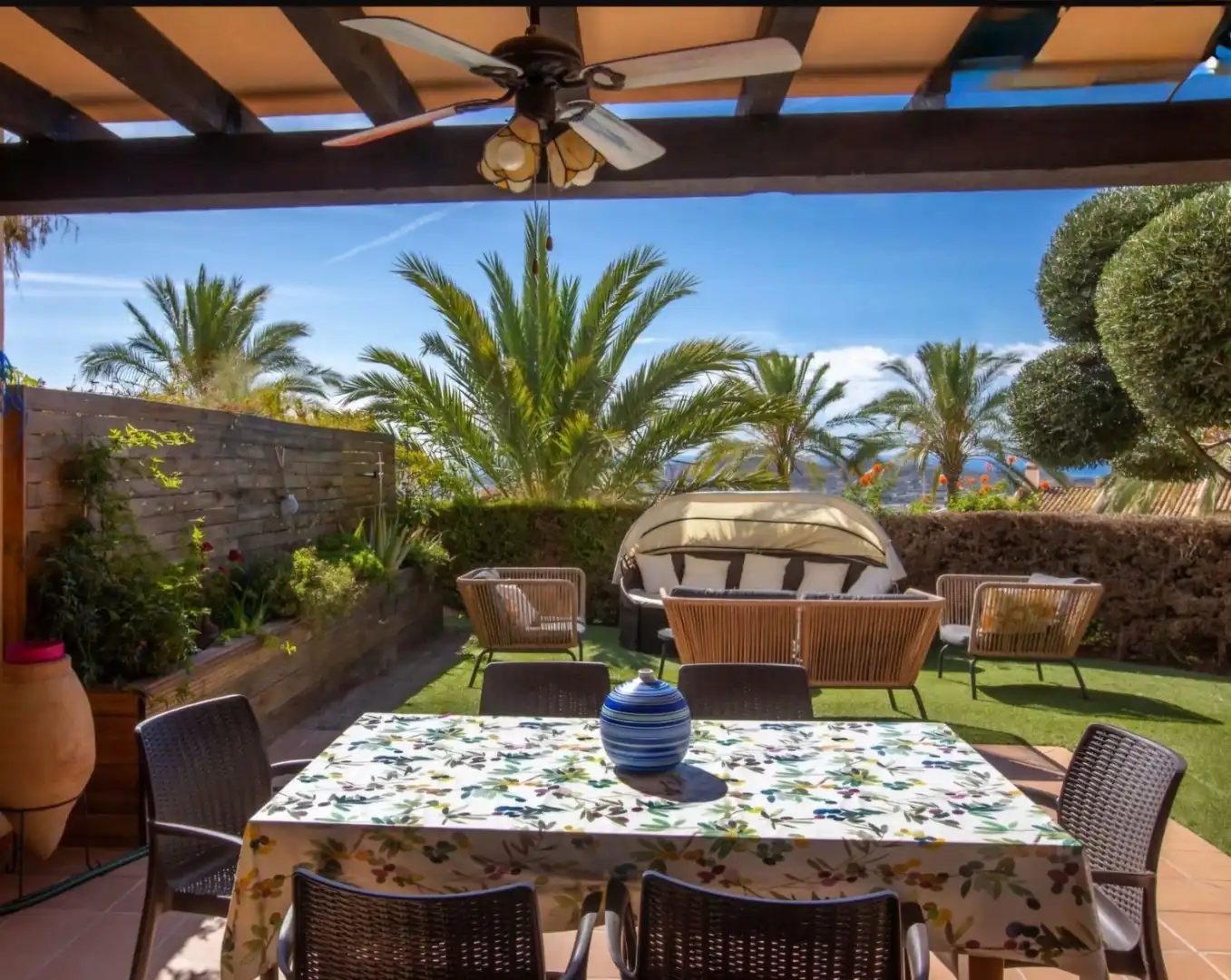 Adossat amb jardí de lloguer a Golf Bahía, imagen 11