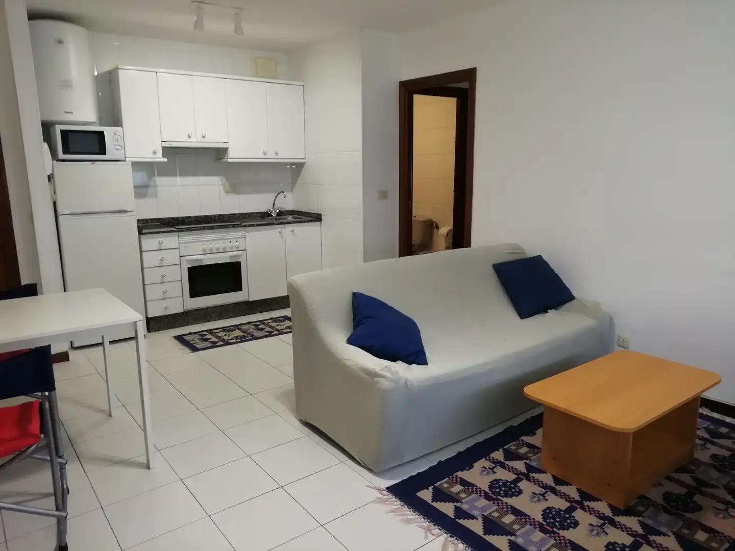 Sala de estar de Piso de alquiler en Lugo con Calefacción, Parquet y Amueblado