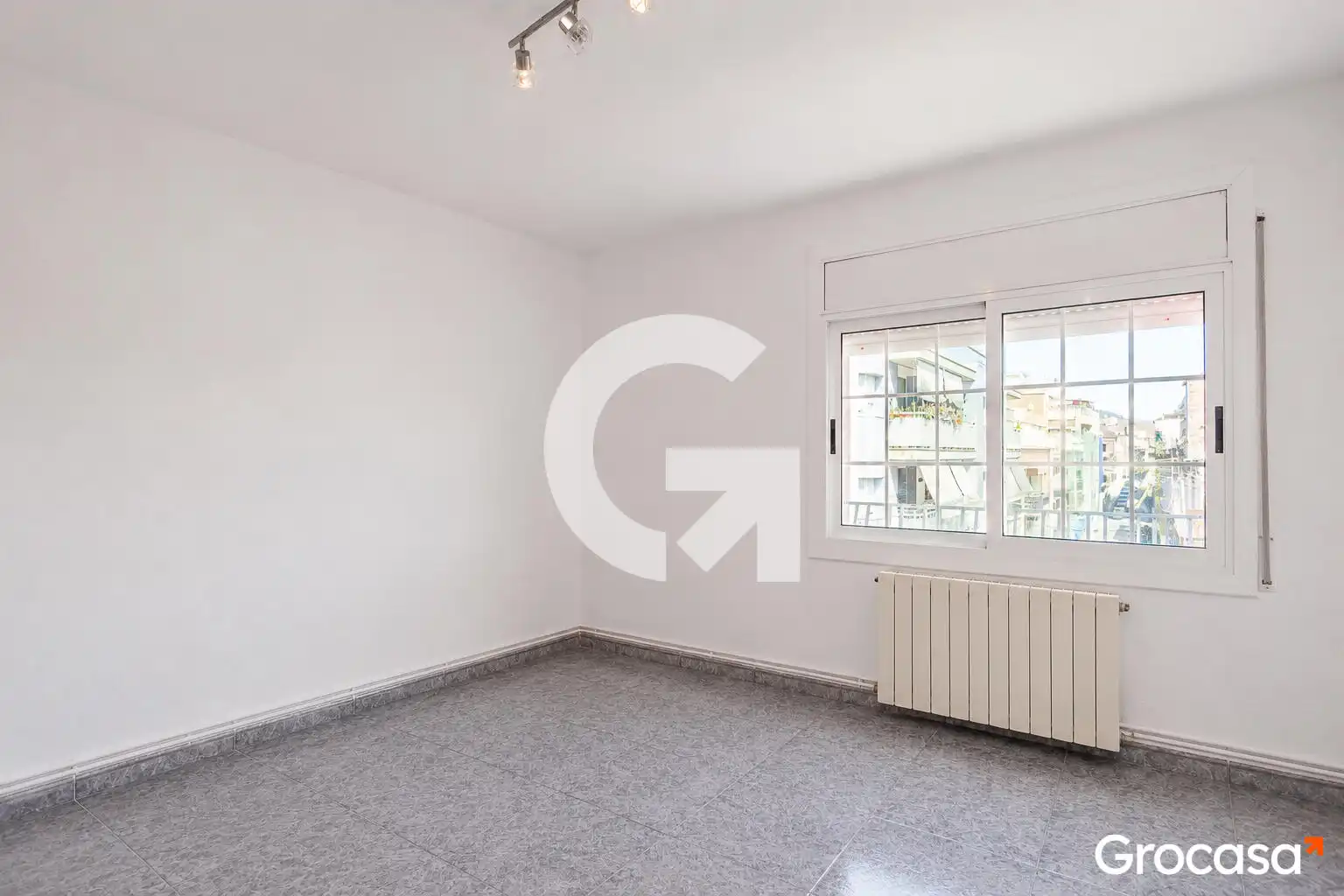 Sala d'estar de Pis en venda en Sant Boi de Llobregat amb Calefacció i Forn