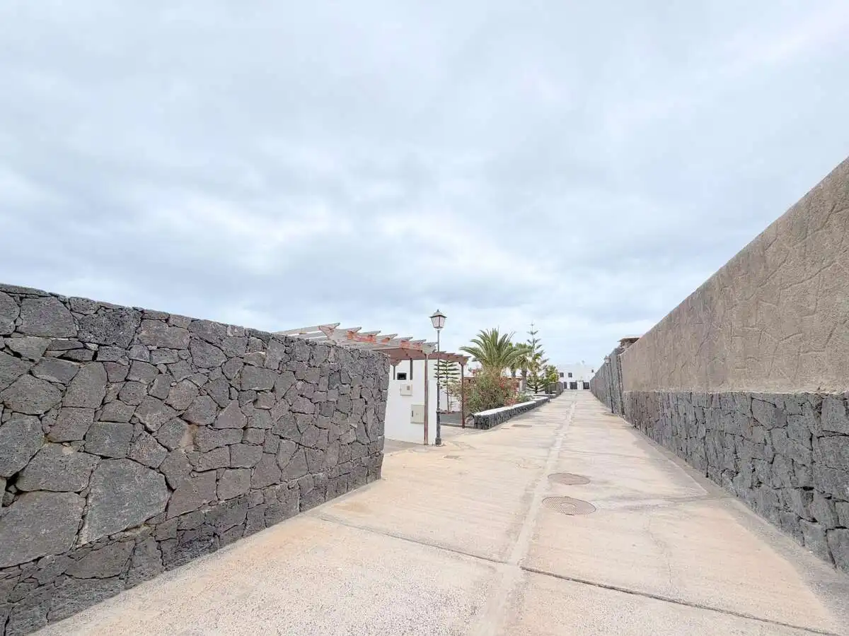 Vista exterior de Casa o chalet en venta en Yaiza con Jardín privado, Terraza y Amueblado