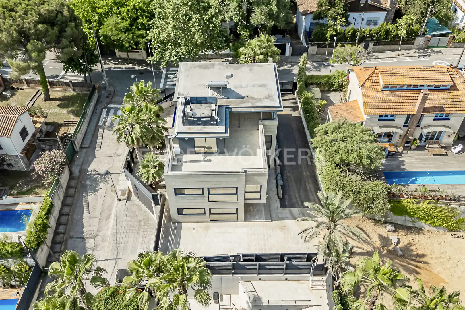 Exterior view of Houses for sale in Sant Cugat del Vallès  with Air Conditioner, Heating and Private garden