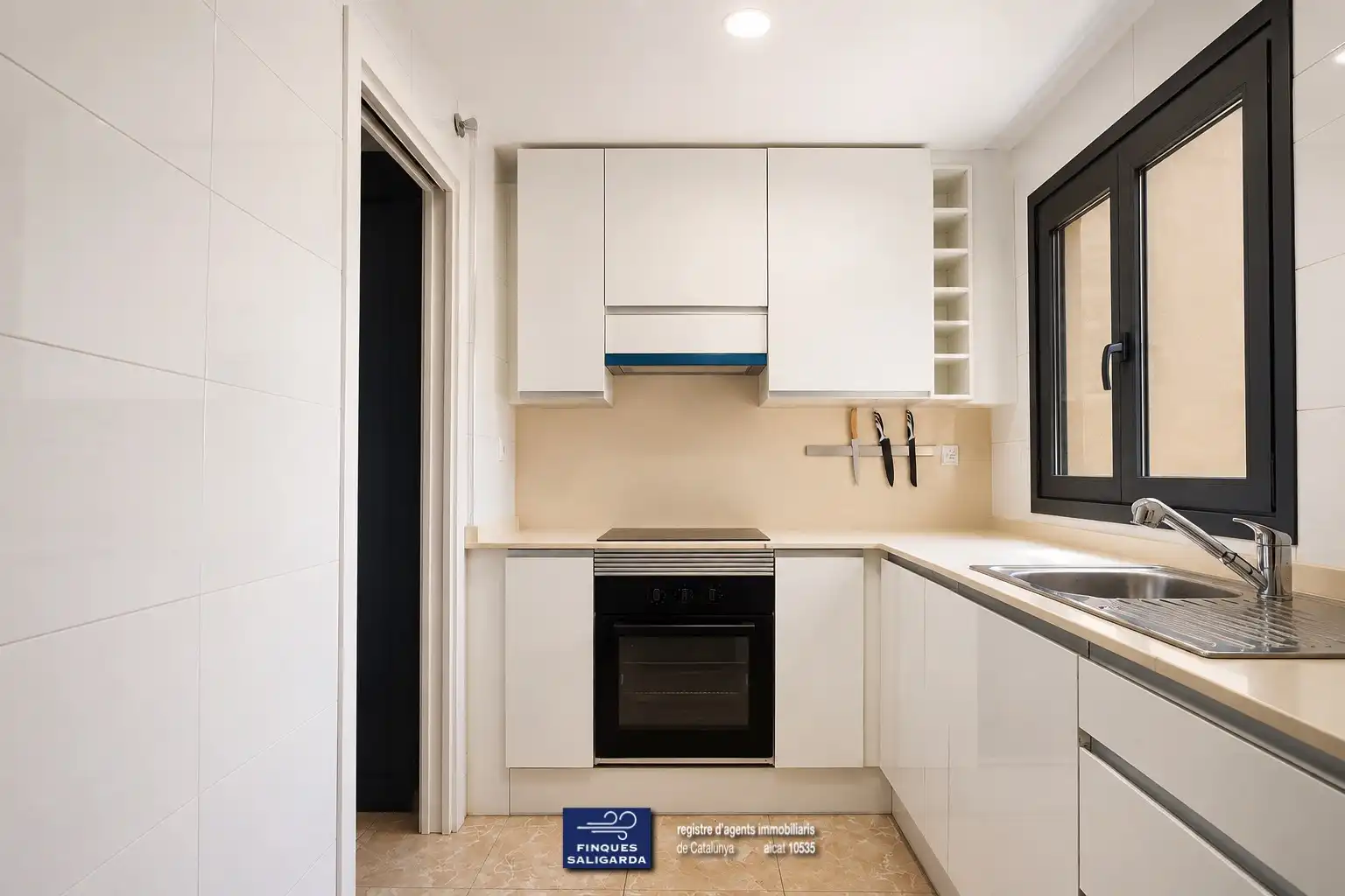 Küche von Maisonette zum Verkauf in Santa Eulàlia de Ronçana mit Klimaanlage, Heizung und Terrasse