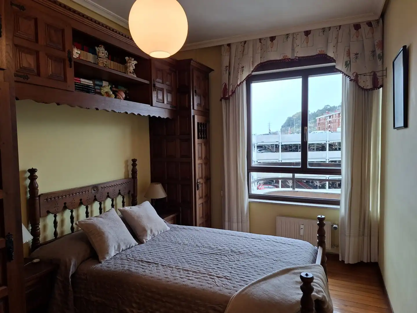 Habitación de Piso en venta en Torrelavega  con Calefacción, Trastero y Balcón