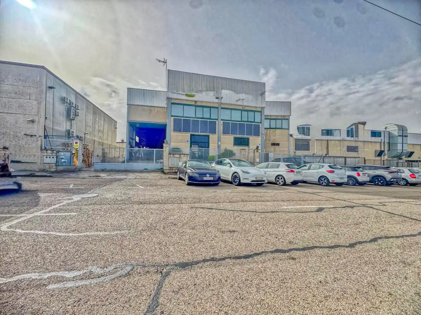 Exterior view of Buildings for sale in Móstoles