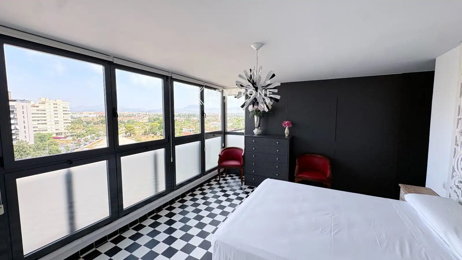 Habitación de Ático de alquiler en Alicante / Alacant con Aire acondicionado, Calefacción y Terraza