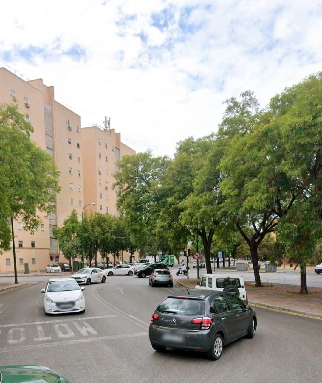 Vista exterior de Pis en venda en  Sevilla Capital amb Aire condicionat i Terrassa