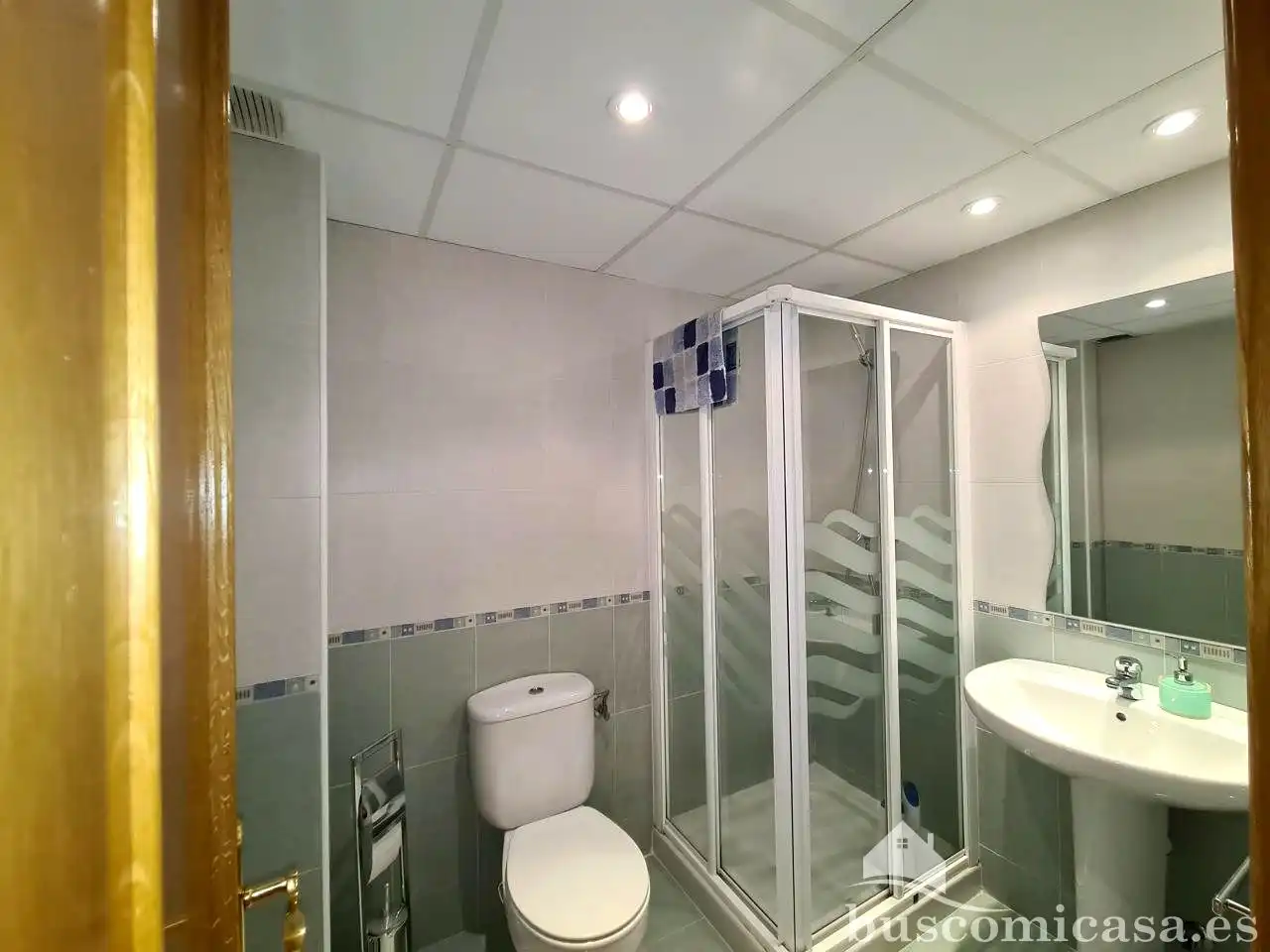 Baño de Casa adosada en venta en La Carolina con Aire acondicionado, Calefacción y Terraza