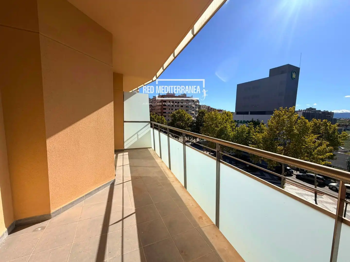 Vista exterior de Pis en venda en Gandia amb Aire condicionat, Calefacció i Piscina