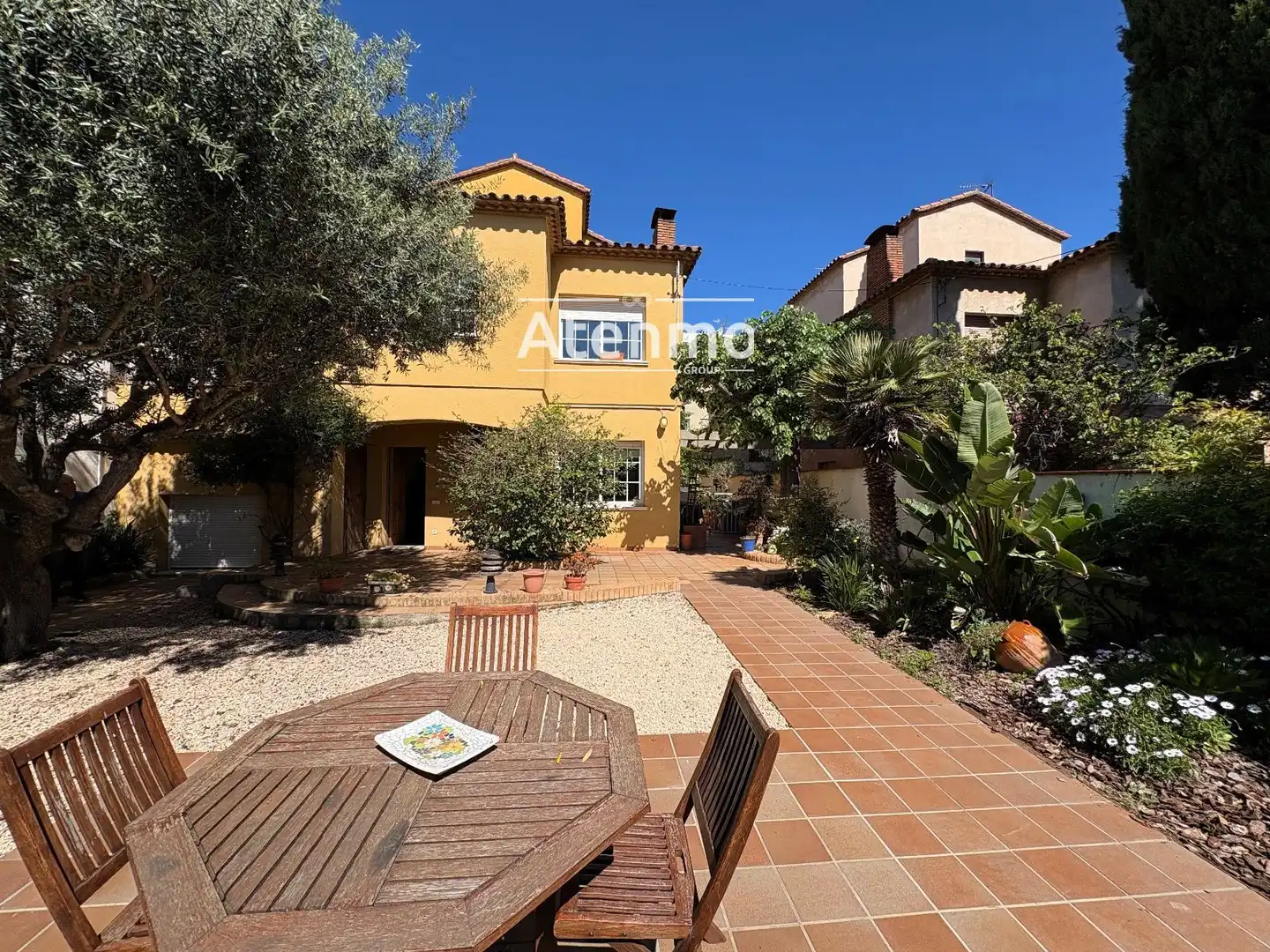Vista exterior de Casa o chalet en venta en Barcelona con Aire acondicionado, Calefacción y Jardín privado