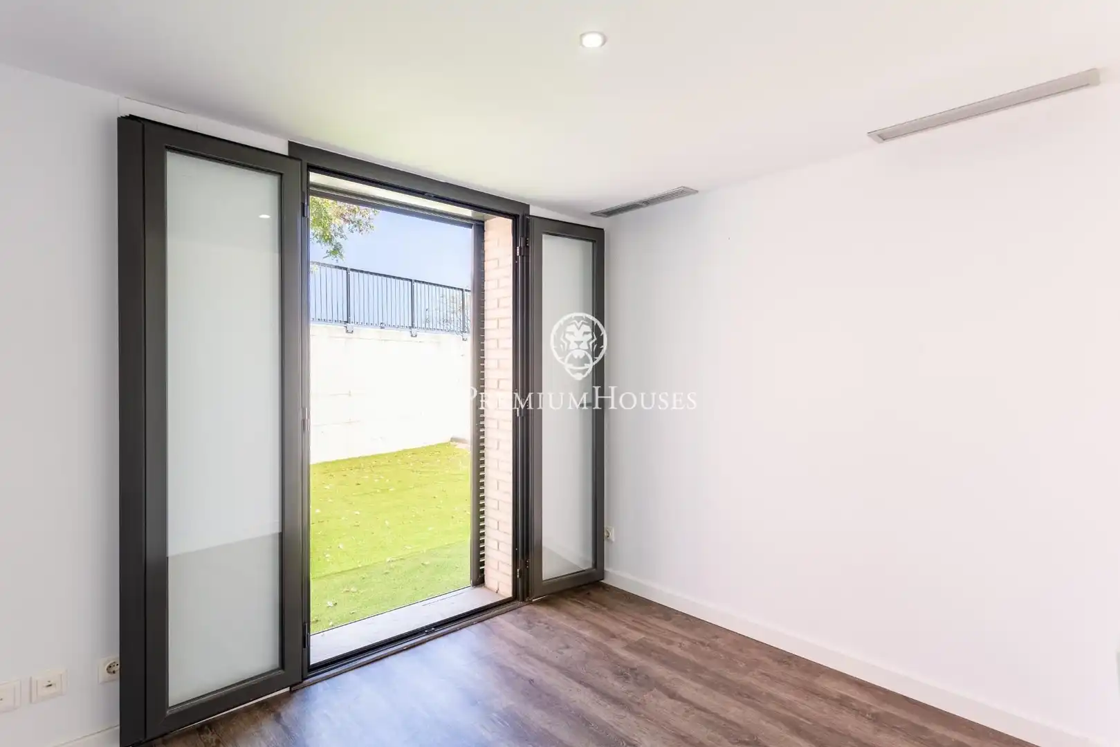 Terraza de Casa o chalet en venta en Mataró con Aire acondicionado, Calefacción y Jardín privado