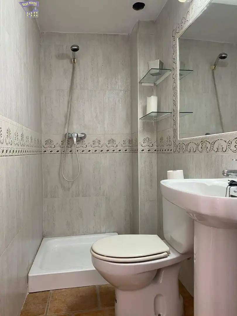 Bany de Apartament de lloguer en Arcos de la Frontera amb Aire condicionat, Terrassa i Moblat