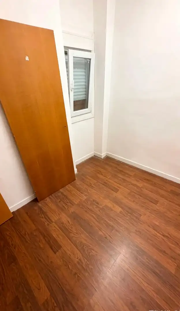 Piso en venta en Badalona con Balcón