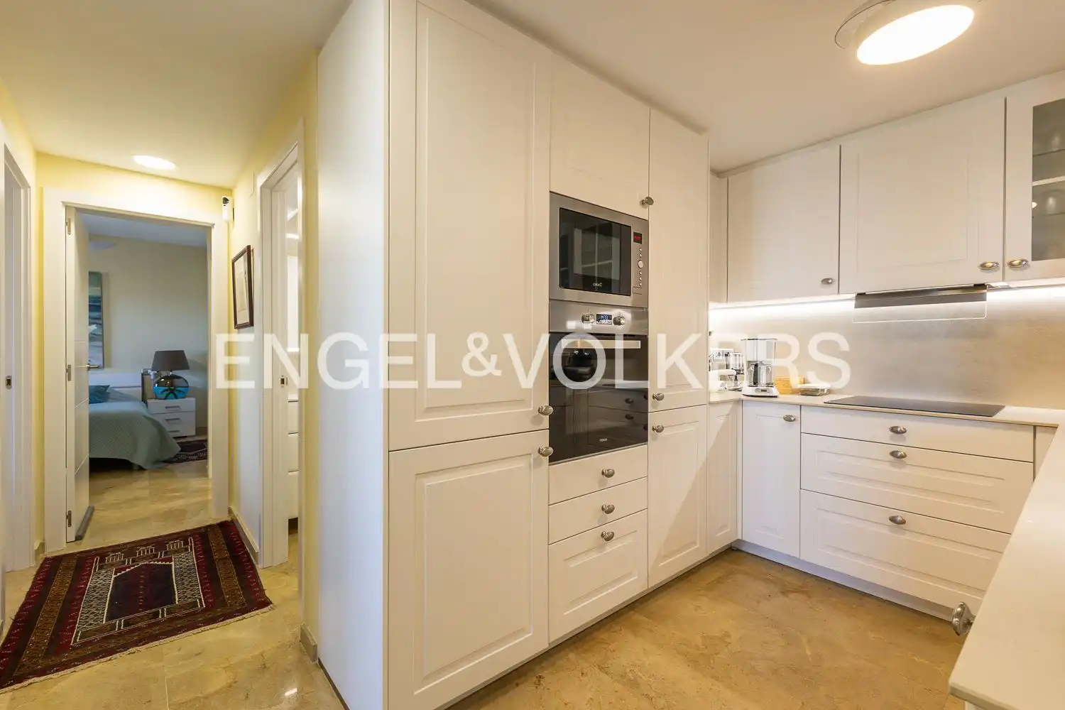 Kitchen of Flat for sale in Ador  with Air Conditioner, Heating and Private garden