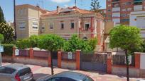 Vista exterior de Casa adosada en venda en Cartagena amb Aire condicionat, Terrassa i Piscina