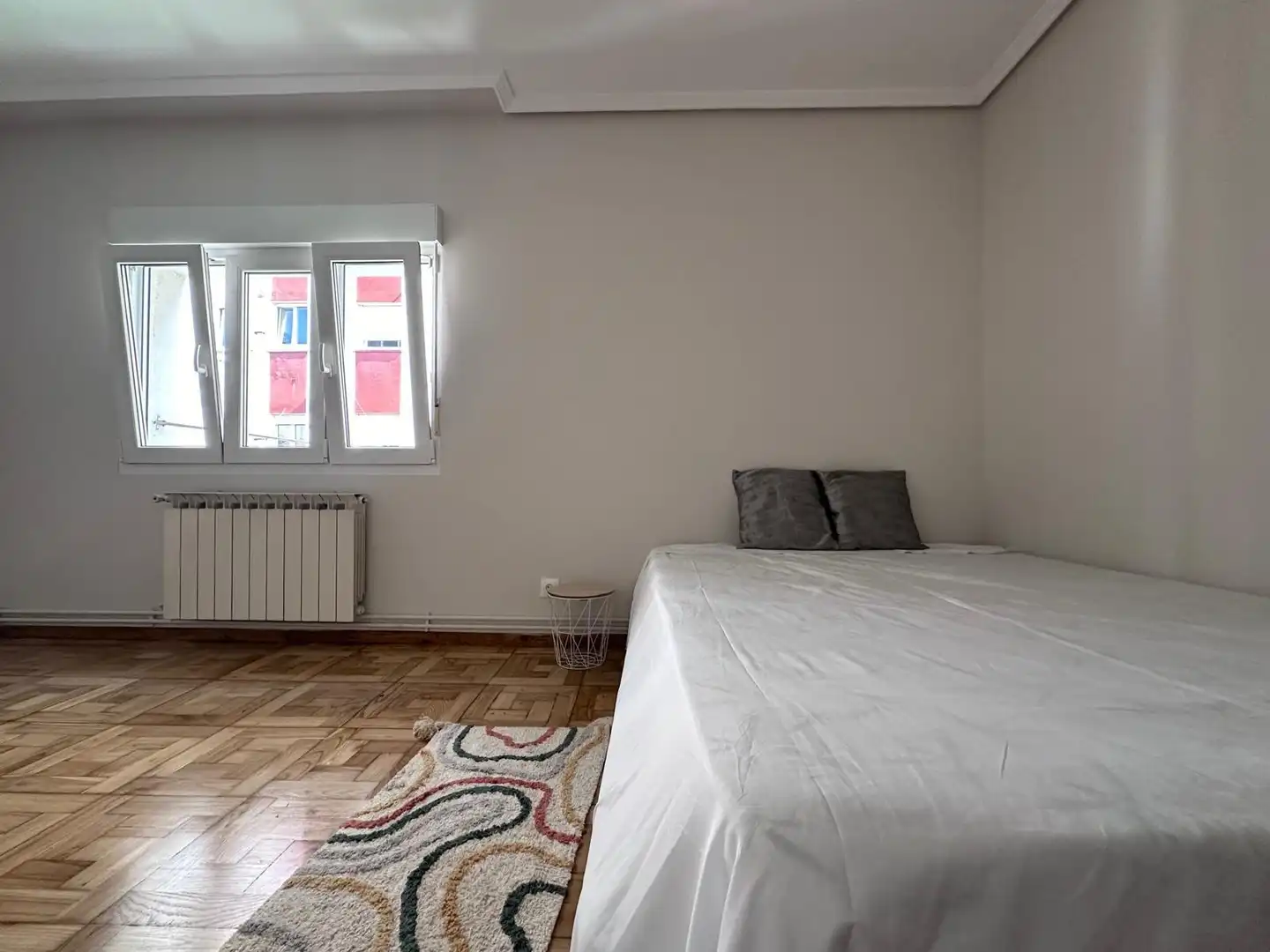 Habitación de Piso de alquiler en Santander con Calefacción y Amueblado