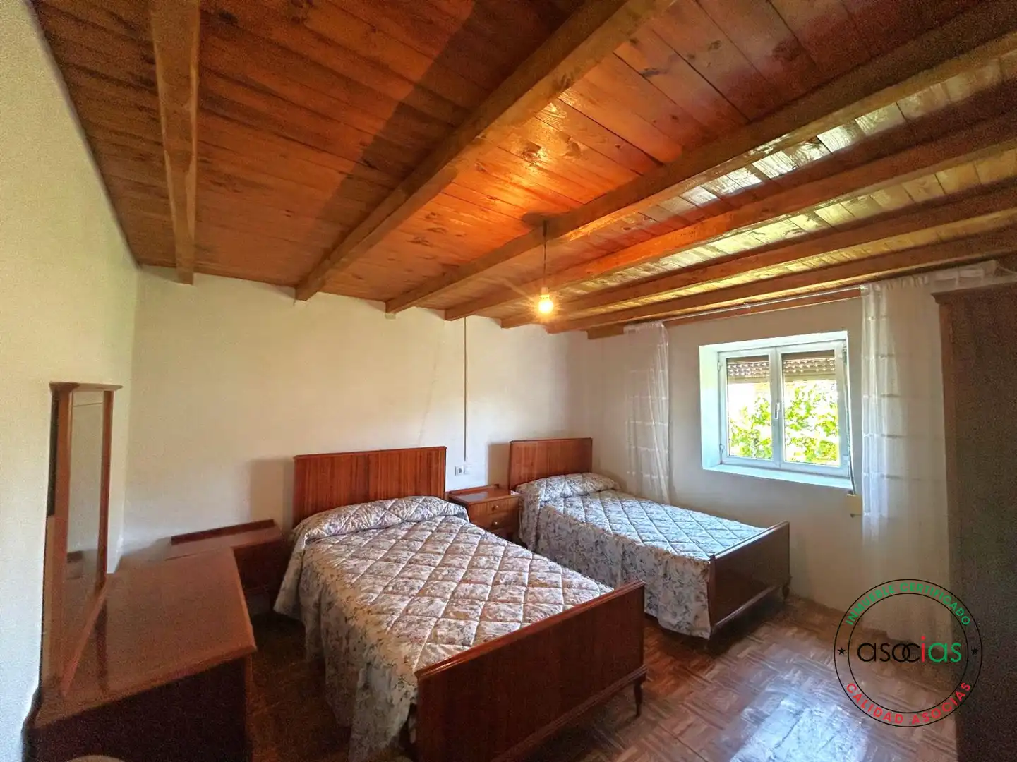 Dormitori de Casa o xalet en venda en Villazanzo de Valderaduey amb Jardí privat, Terrassa i Moblat