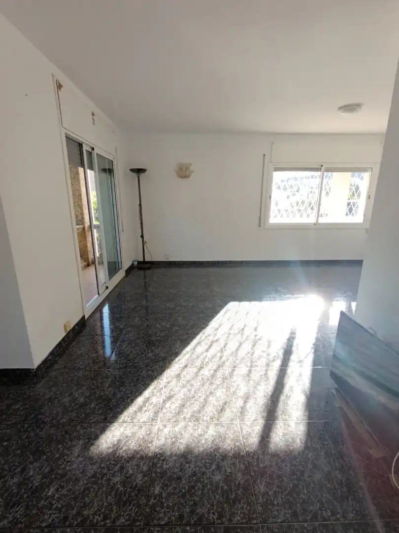 Sala d'estar de Casa o xalet en venda en Sentmenat amb Jardí privat, Terrassa i Traster