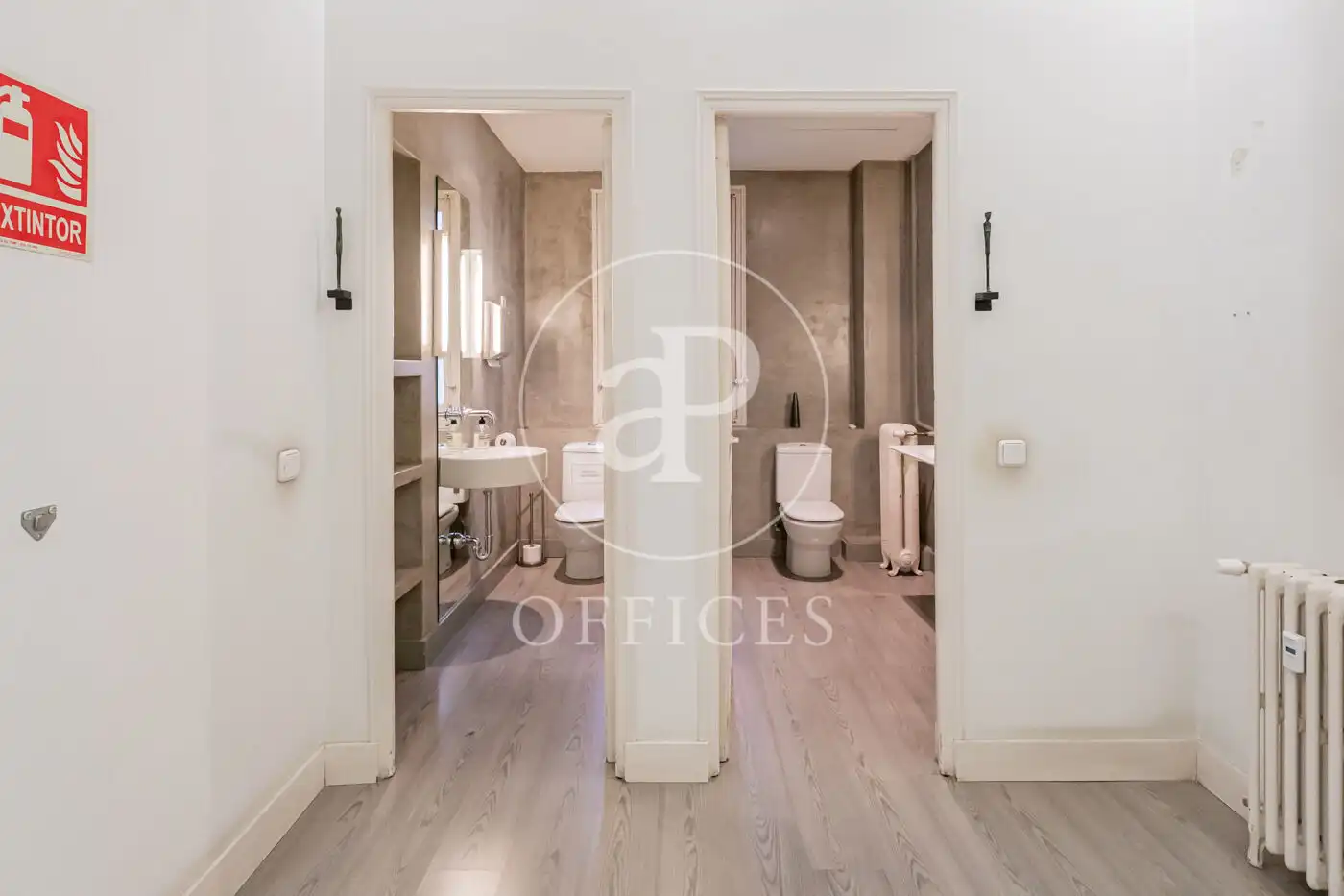 Baño de Oficina en venta en Madrid con Aire acondicionado