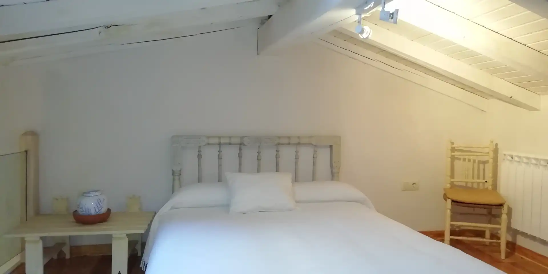 Schlafzimmer von Country house zum Verkauf in Candelario mit Heizung, Terrasse und Möbliert