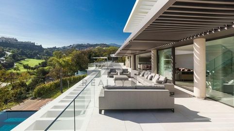 Modern brand new five bedroom villa with sea and golf views in La Quinta, imatge 3