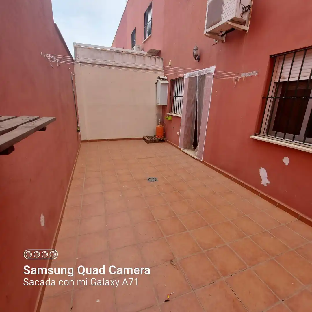 Houses for rent in Brenes  with Air Conditioner, Heating and Washing machine