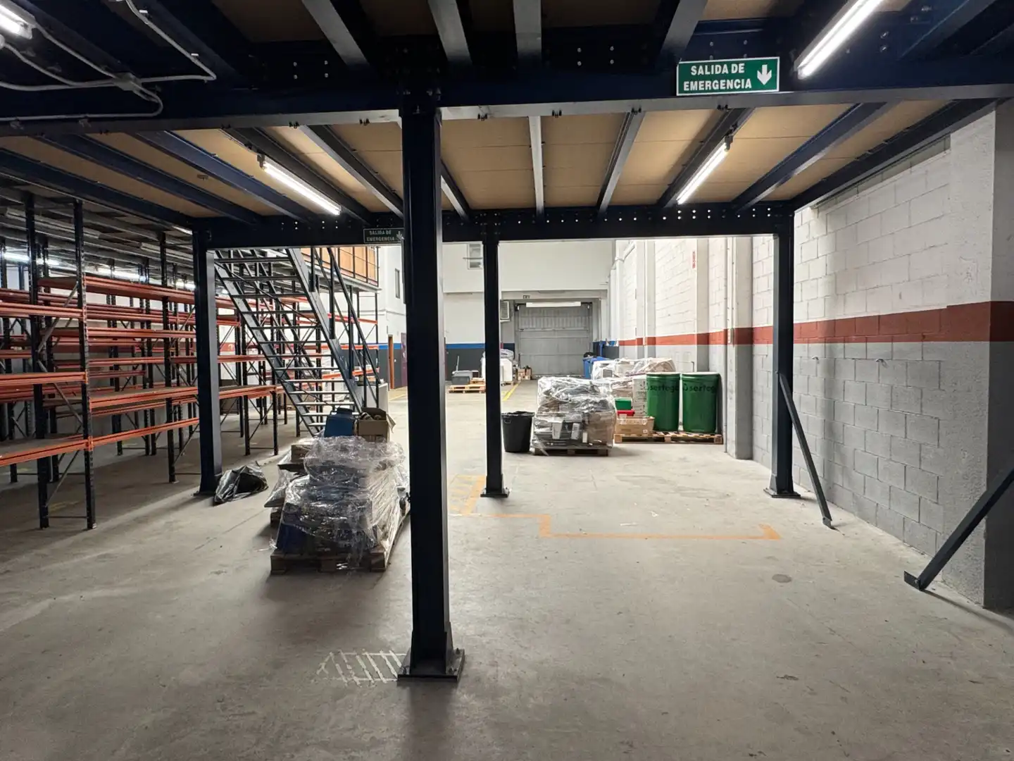 Fabrikhallen zur Miete in Ames