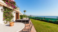 Terrace of House or chalet for sale in Estepona  with Air Conditioner, Private garden and Terrace