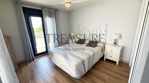 Exclusivo Triplex de 3 Dormitorios con Solárium y Piscina a 5 Minutos de la Playa  Torre de la Horadada