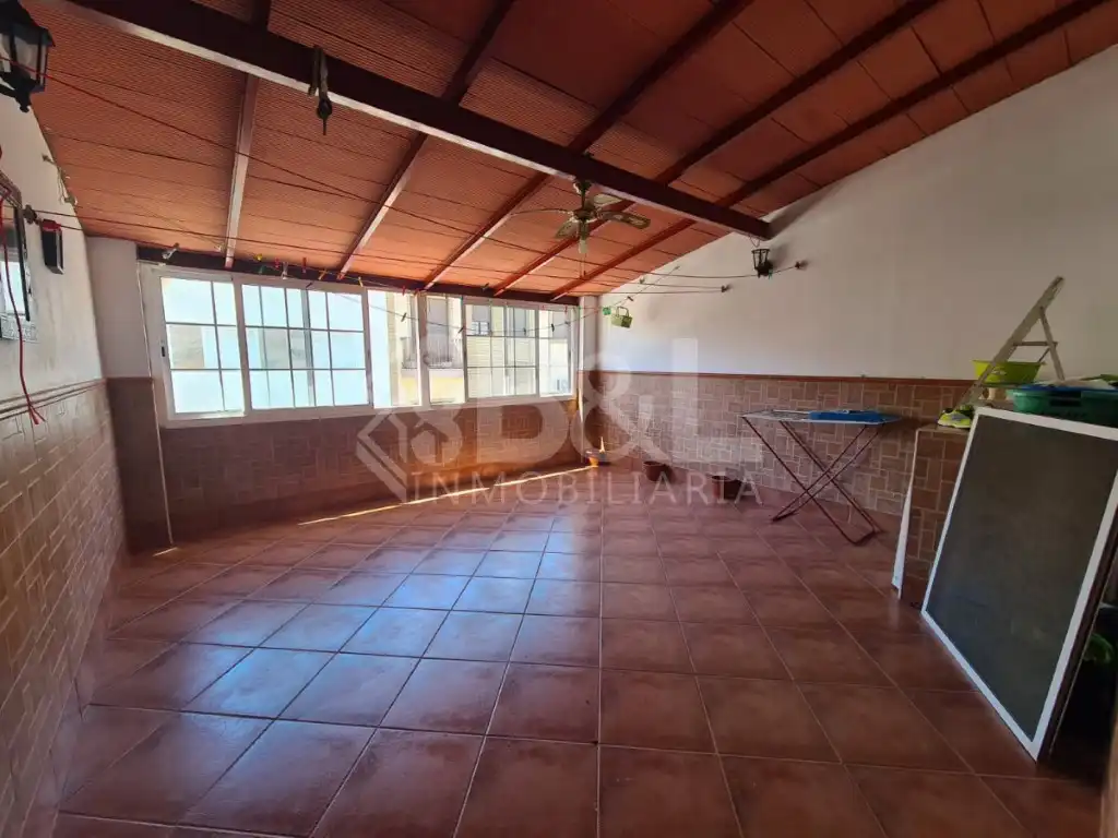 Houses for sale in Nuevo Parque - Los Rosales - Tráfico Pesado