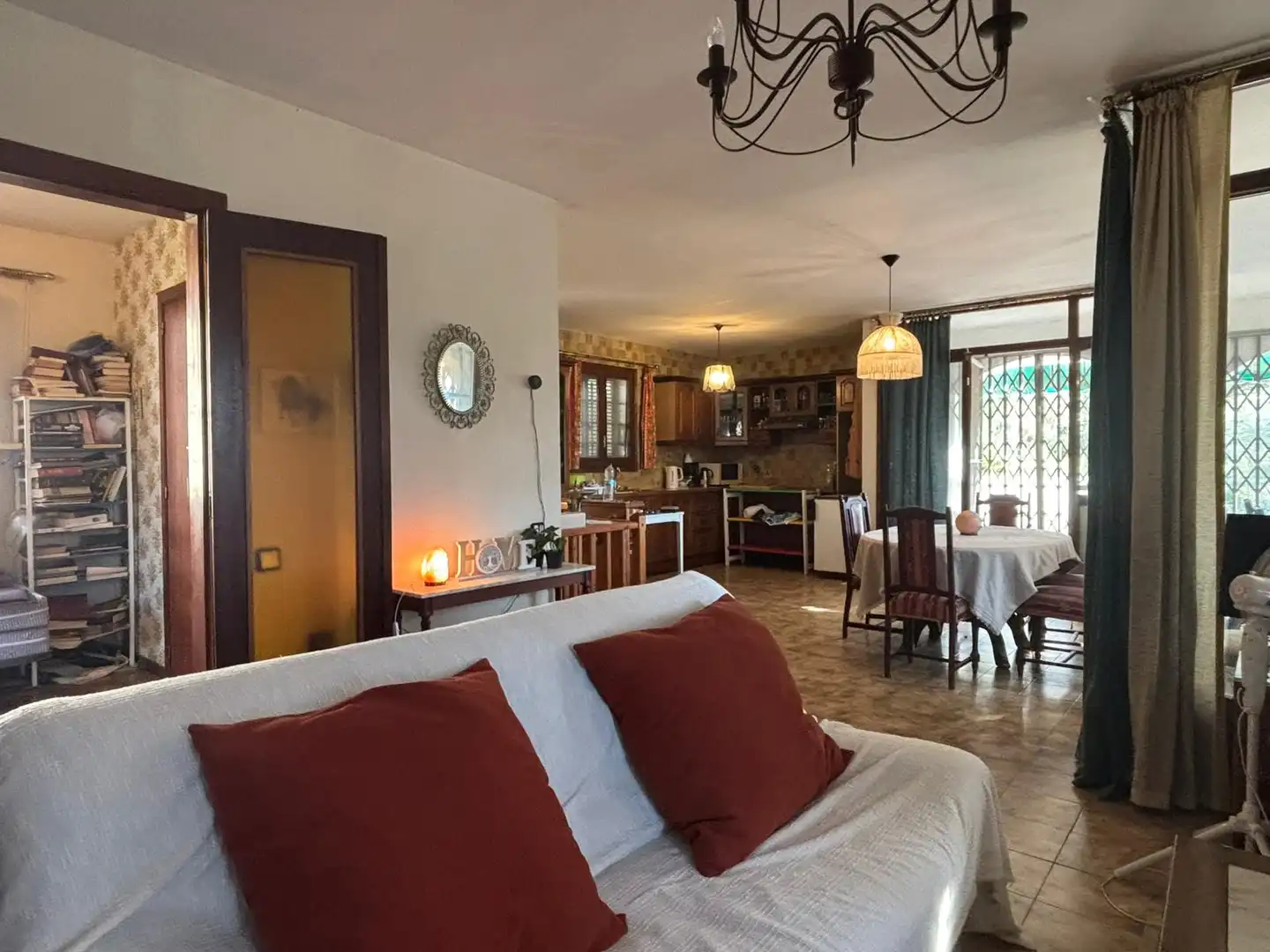 Sala d'estar de Casa o xalet en venda en Tarragona amb Aire condicionat, Calefacció i Jardí privat