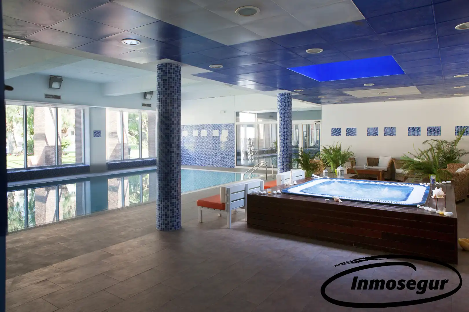 Piscina de Ático en venta en Salou con Aire acondicionado, Calefacción y Terraza