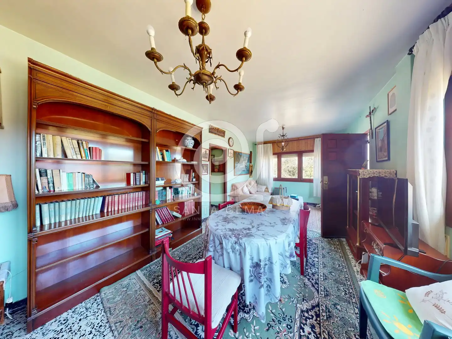Comedor de Casa o chalet en venta en Cambre  con Jardín privado, Trastero y Amueblado
