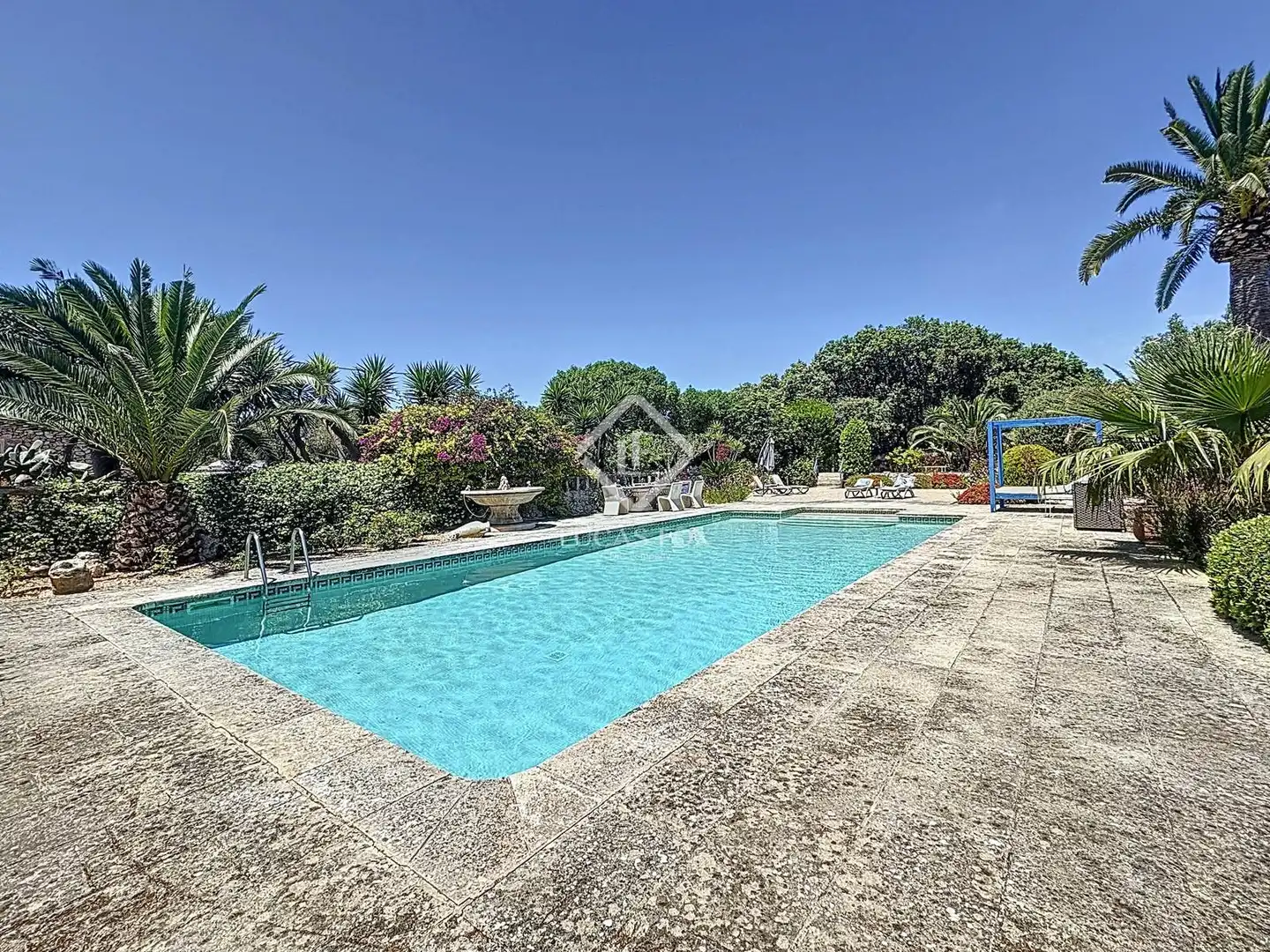 Piscina de Finca rústica en venta en Es Castell con Aire acondicionado, Calefacción y Jardín privado
