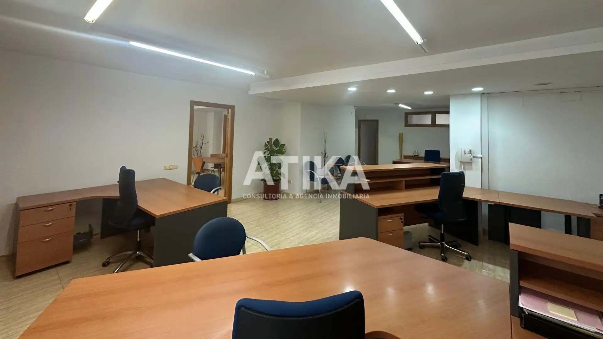 Locale commerciale in vendita a Sant Josep - Zona Hospital, imagen 8