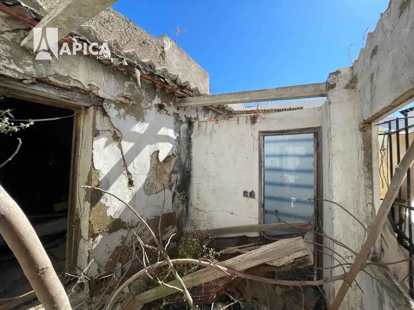 Houses for sale in Conil